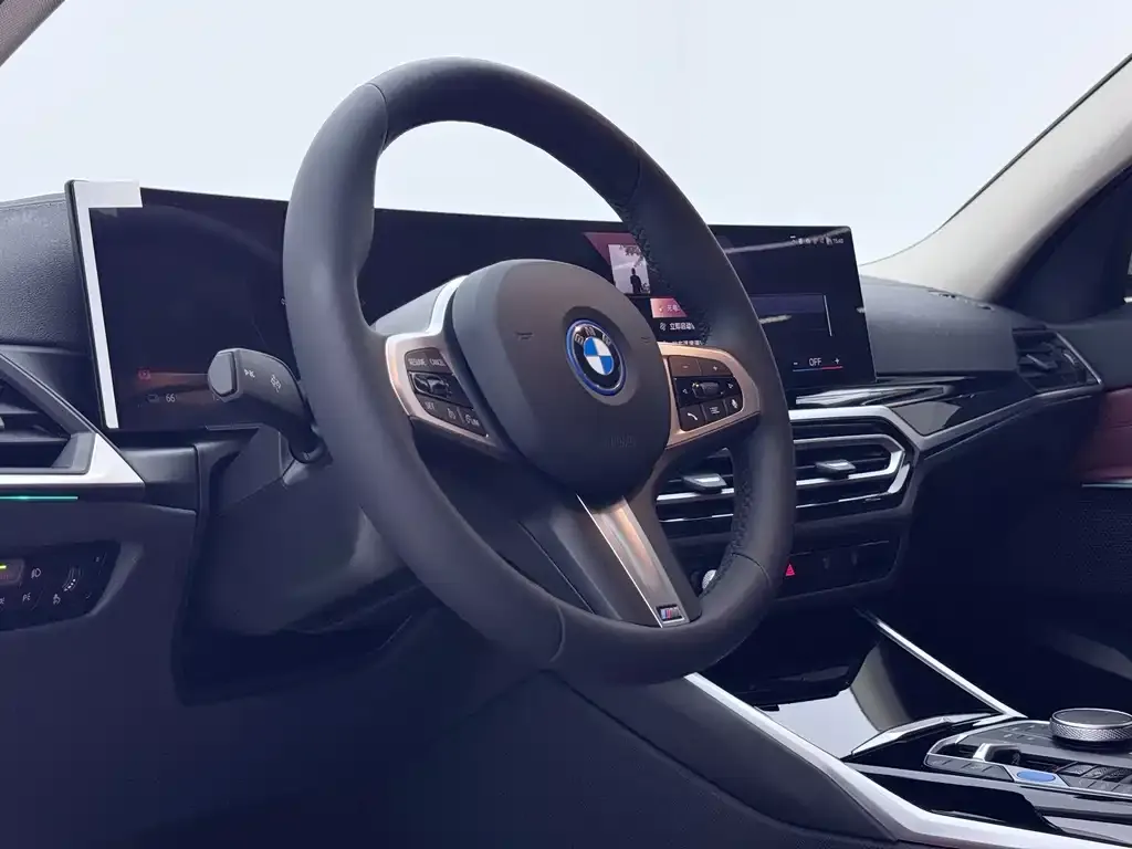 BMW i3 — фото 3