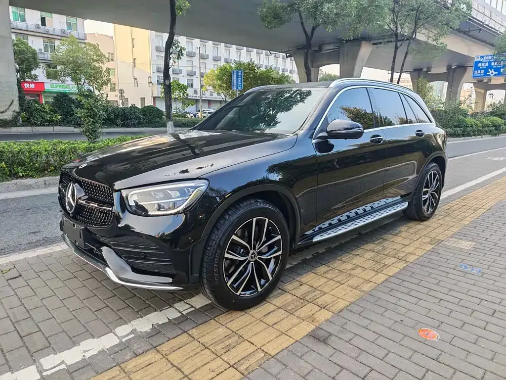 Mercedes-Benz GLC — фото 1