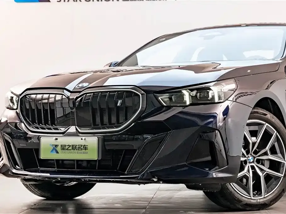 BMW i5 — фото 3