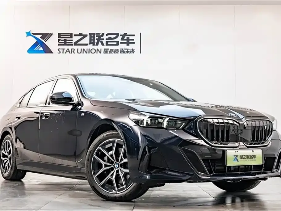 BMW i5 — фото 5