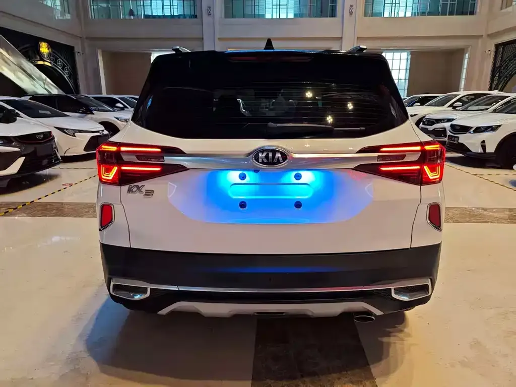 Kia KX3 — фото 10