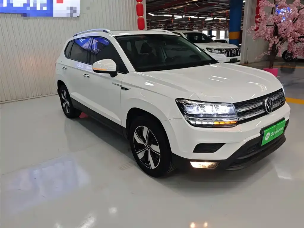 Volkswagen Tharu — фото 7