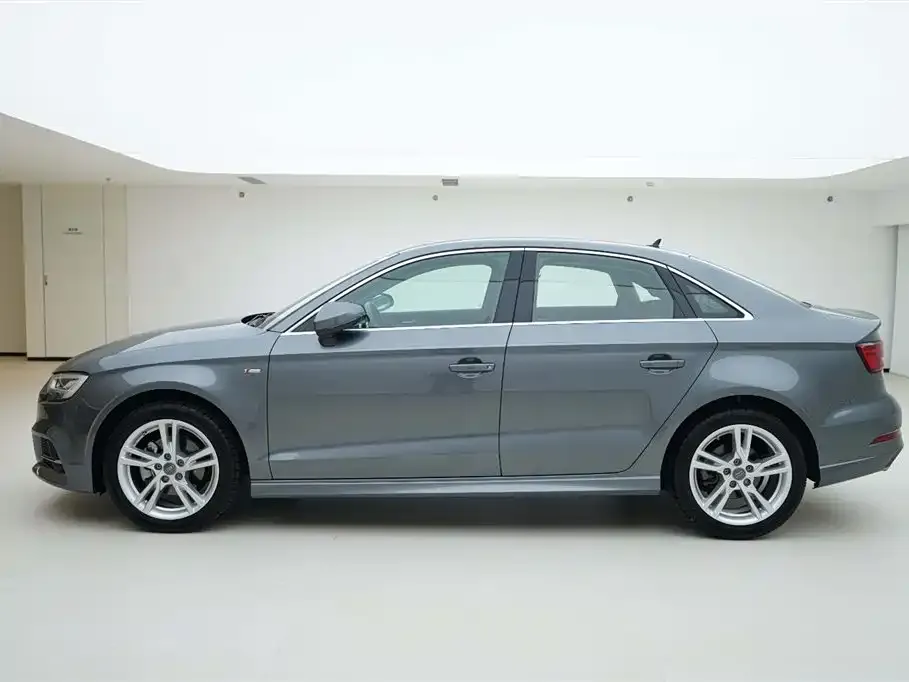 Audi A3 — фото 3