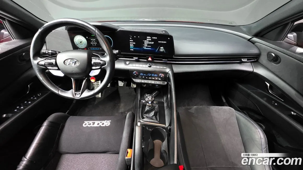 Hyundai AVANTE — фото 5