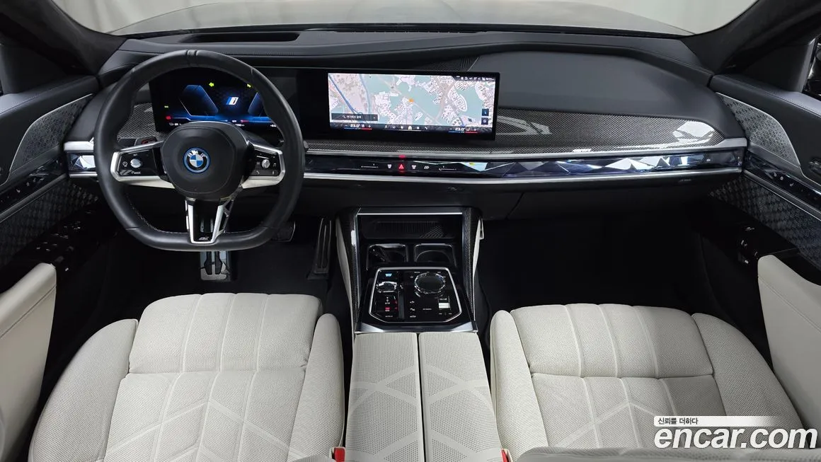BMW i7 — фото 4
