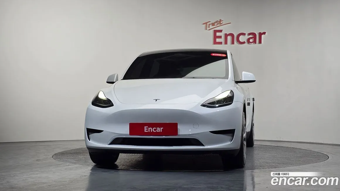 Tesla Model Y — фото 2