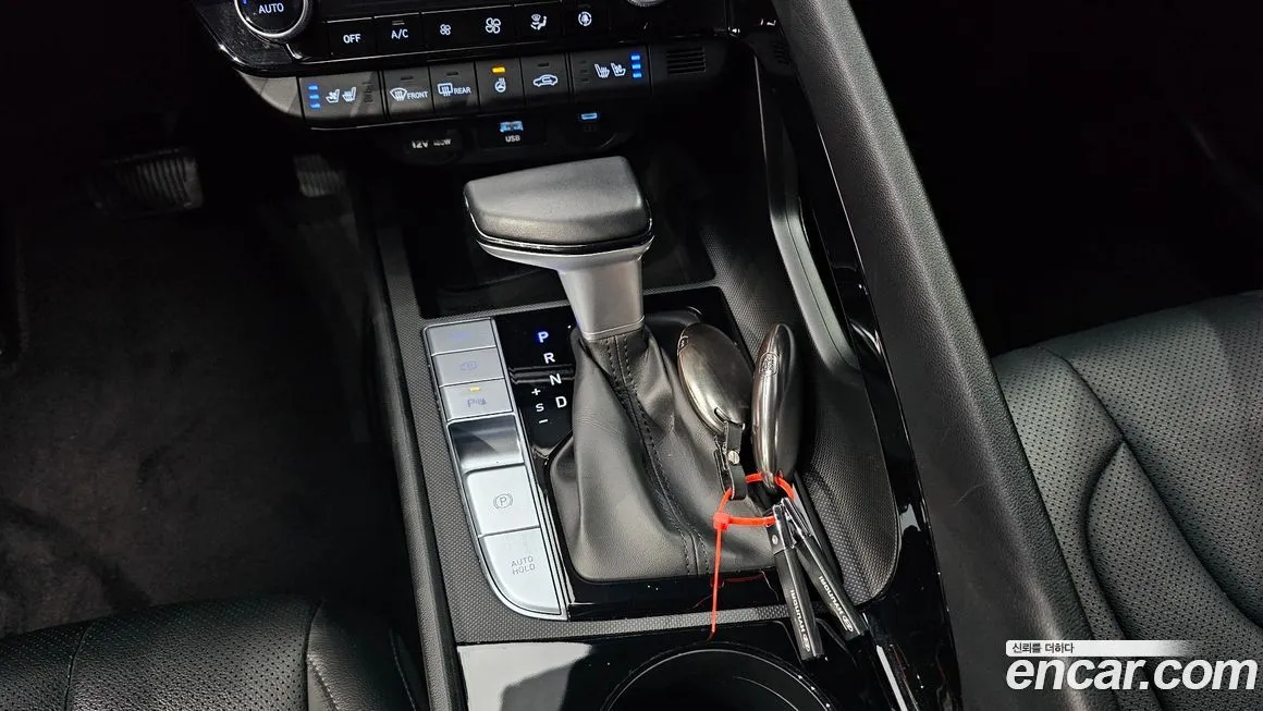 Hyundai AVANTE — фото 9