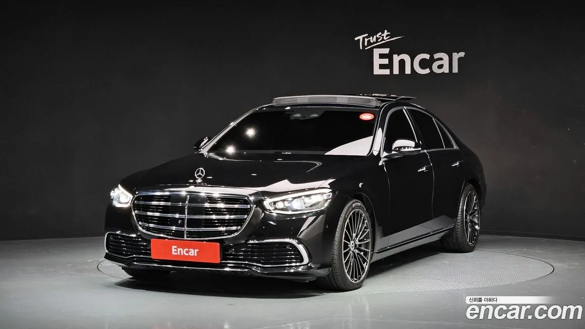 Mercedes-Benz S-Class — фото 1