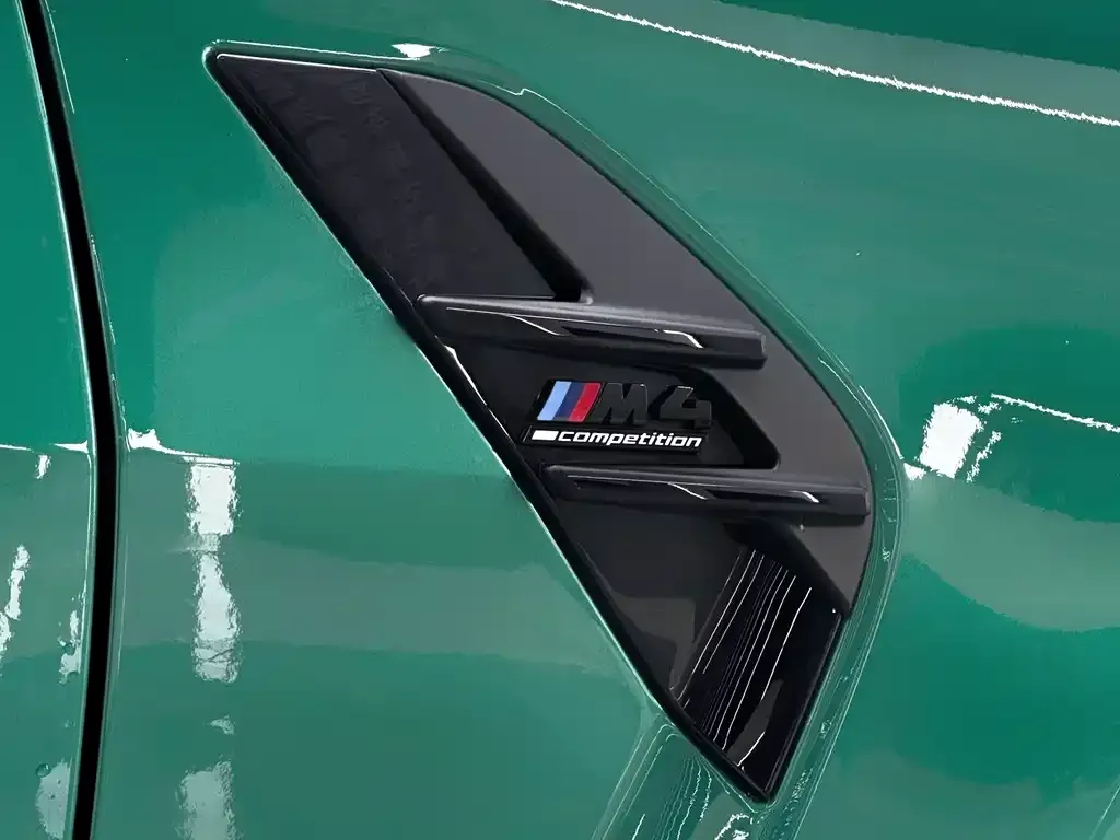 BMW M4 — фото 5