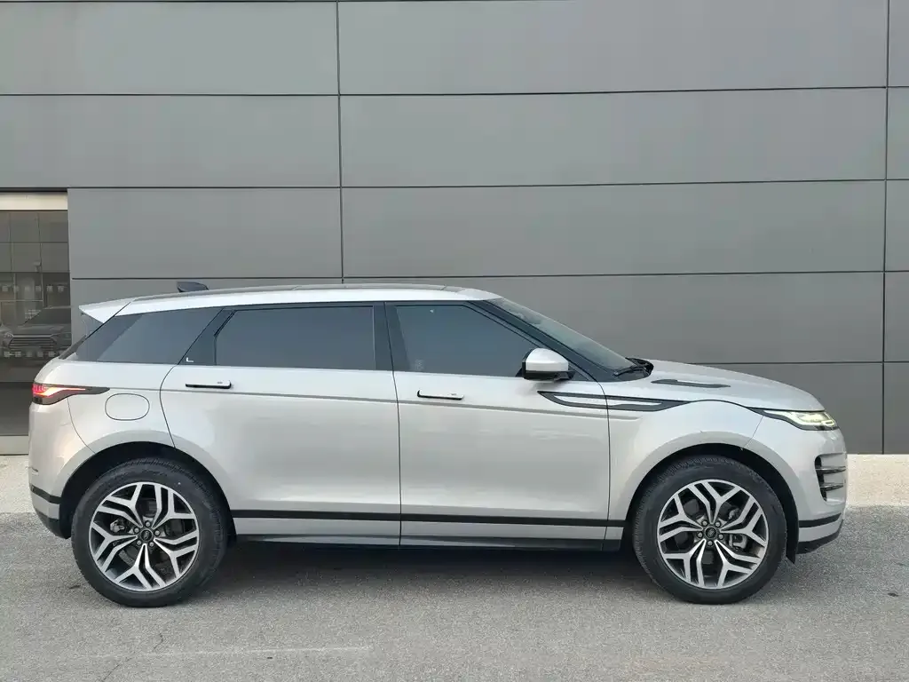Land Rover Evoque — фото 8