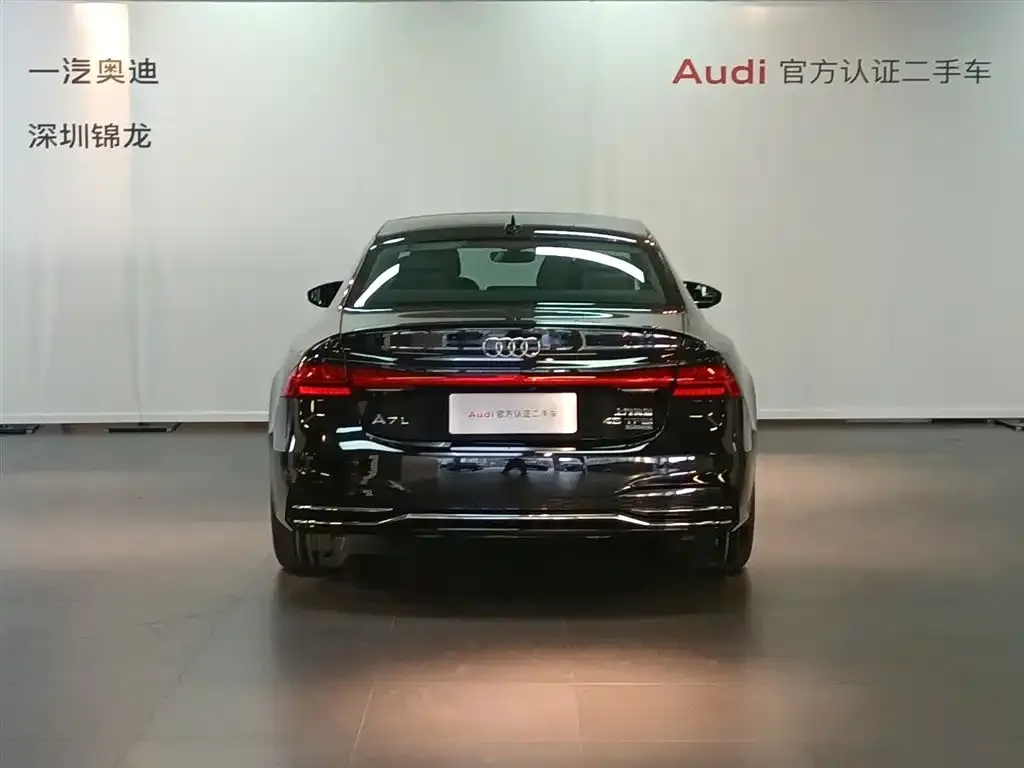 Audi A7L — фото 5