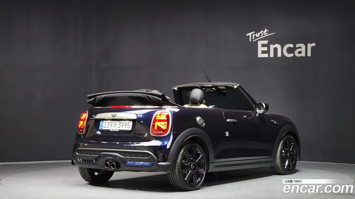 Mini Cooper Convertible — фото 2