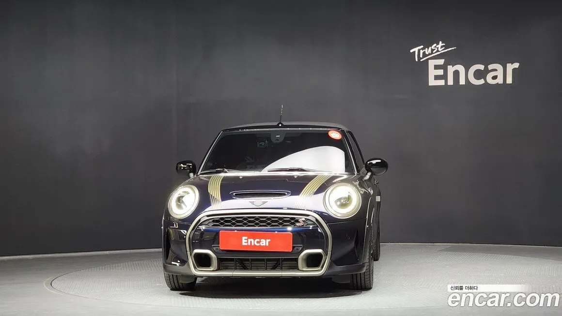 Mini Cooper Convertible — фото 3