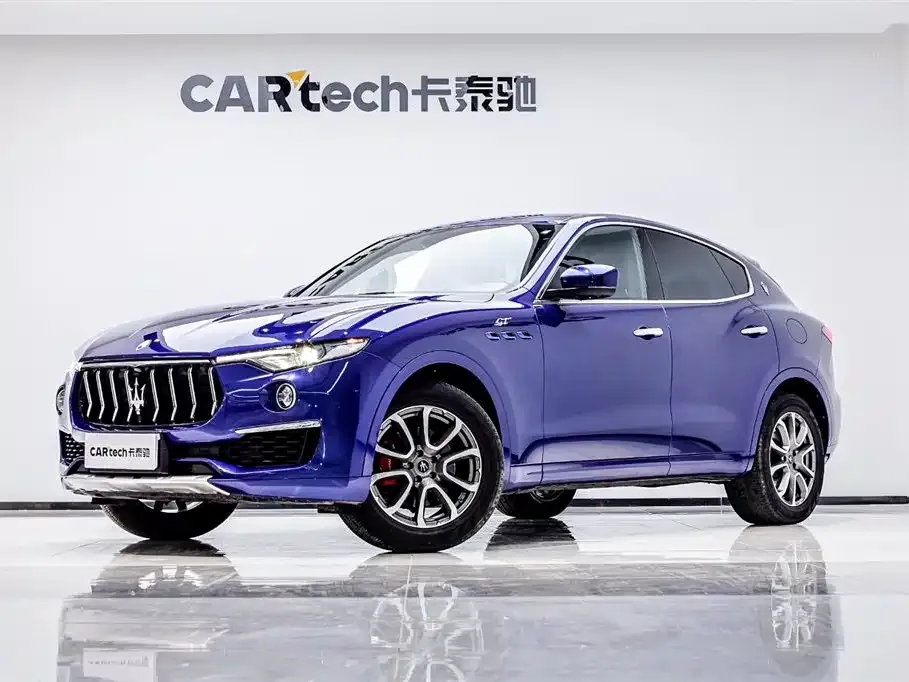 Maserati Levante — фото 1