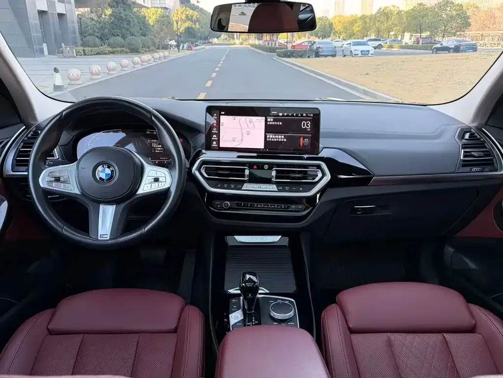 BMW X3 — фото 9