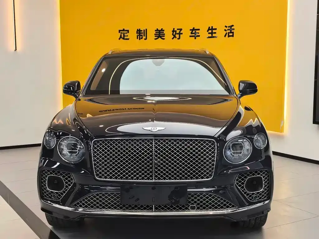 Bentley Bentayga — фото 7
