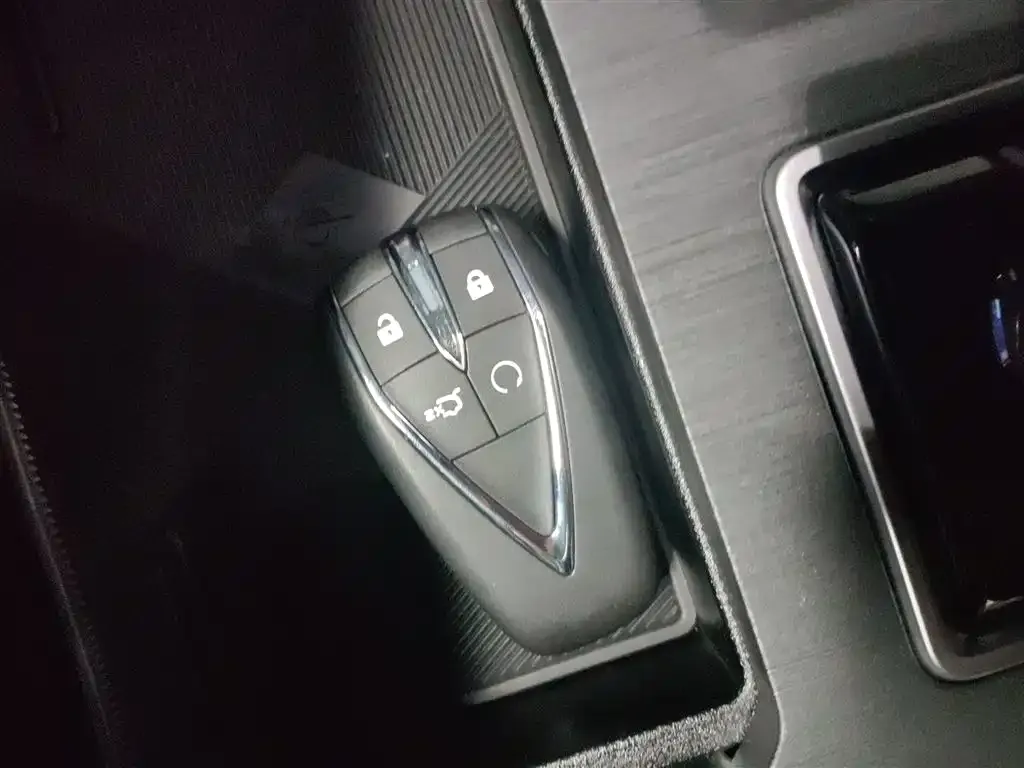 Changan CS75PLUS — фото 3