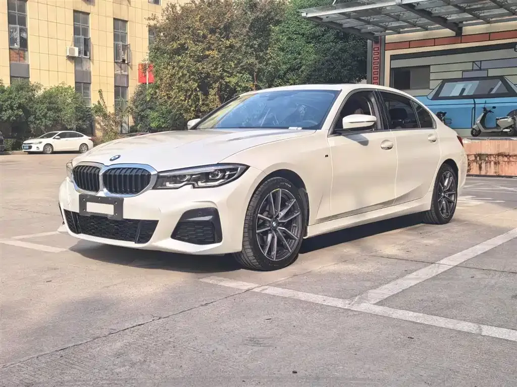 BMW 3 Series — фото 1