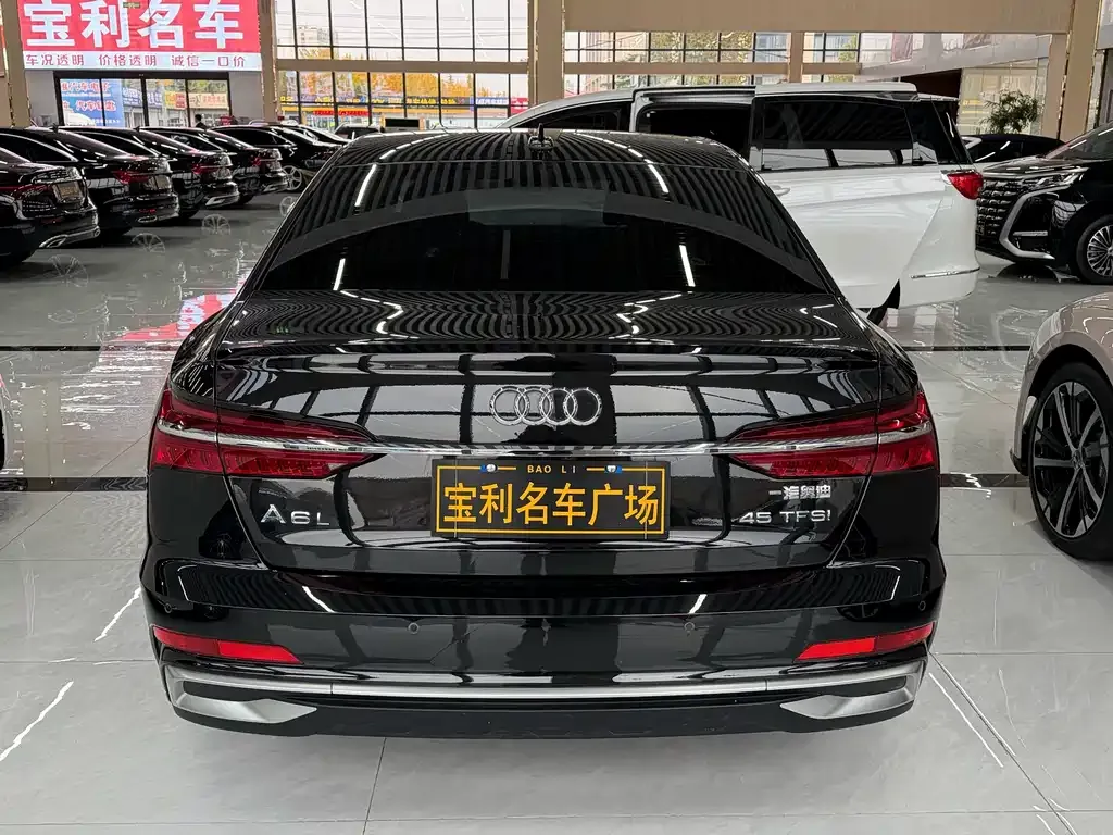 Audi A6L — фото 5