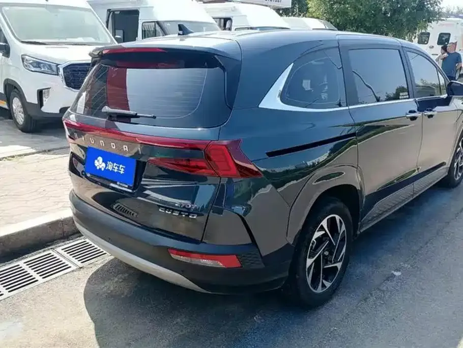Hyundai Custo — фото 5