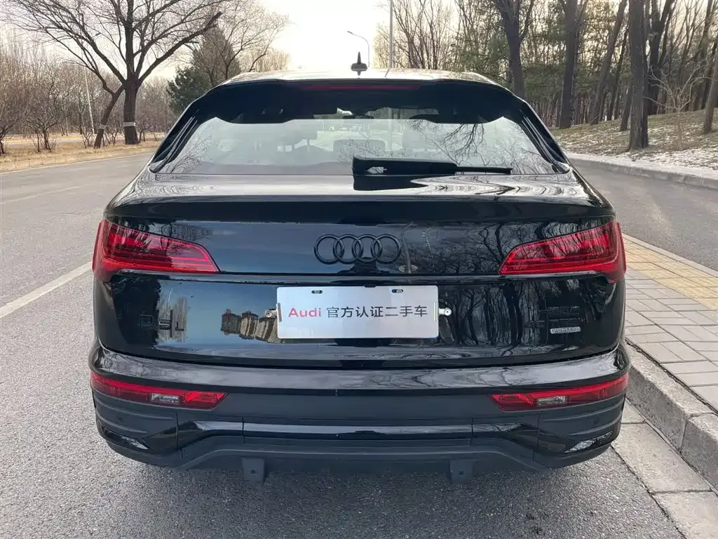 Audi Q5L Sportback — фото 2