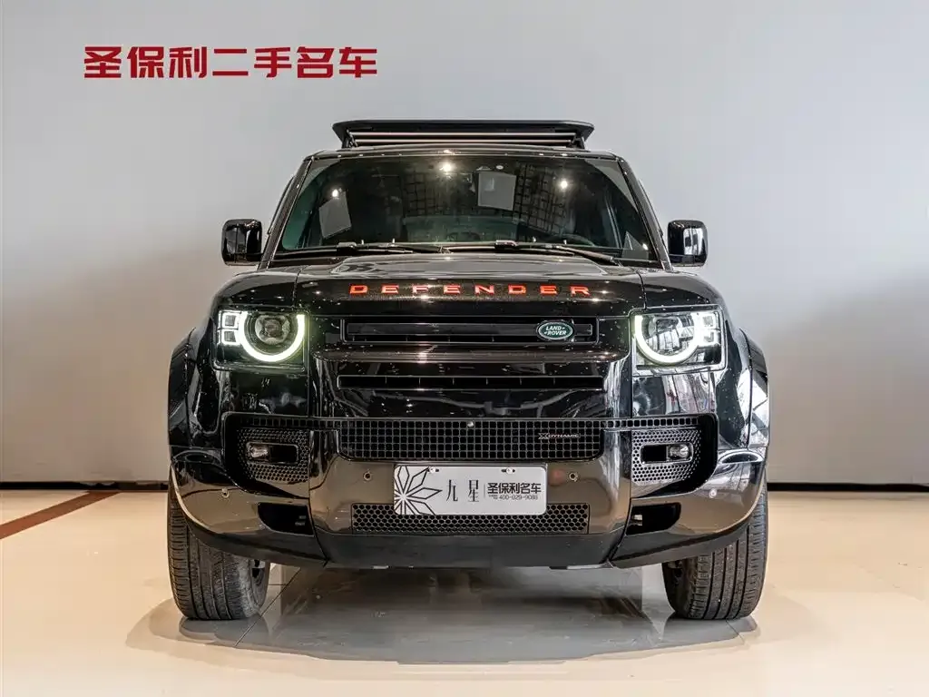 Land Rover Defender — фото 1