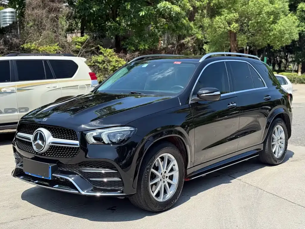 Mercedes-Benz GLE — фото 1