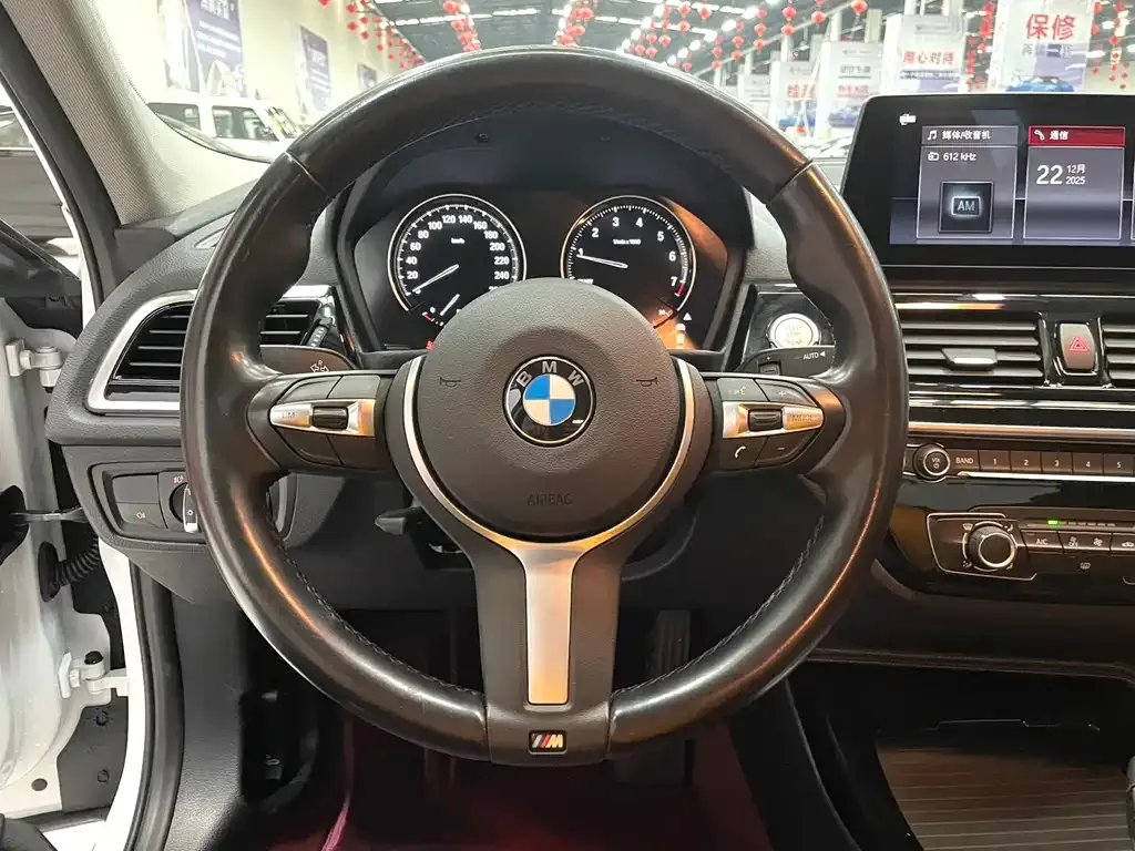 BMW 1 Series — фото 10