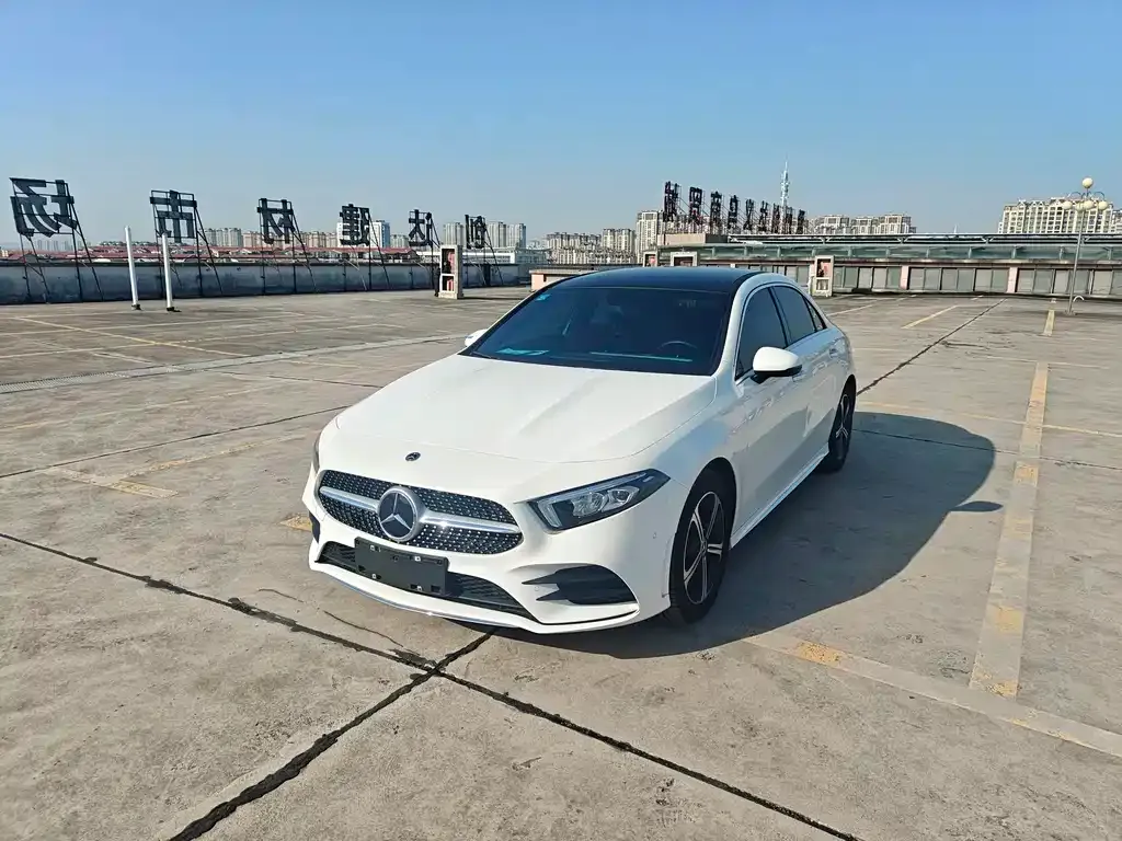 Mercedes-Benz A-Class — фото 1
