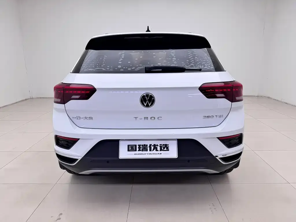 Volkswagen T-Roc — фото 2