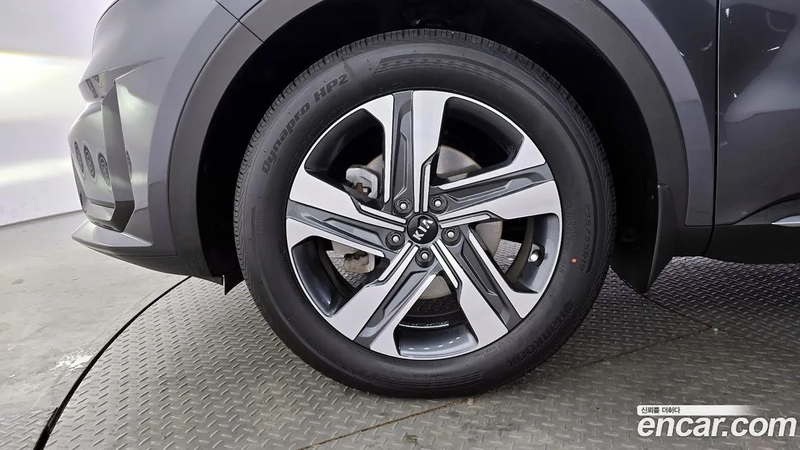 Kia Sorento — фото 5