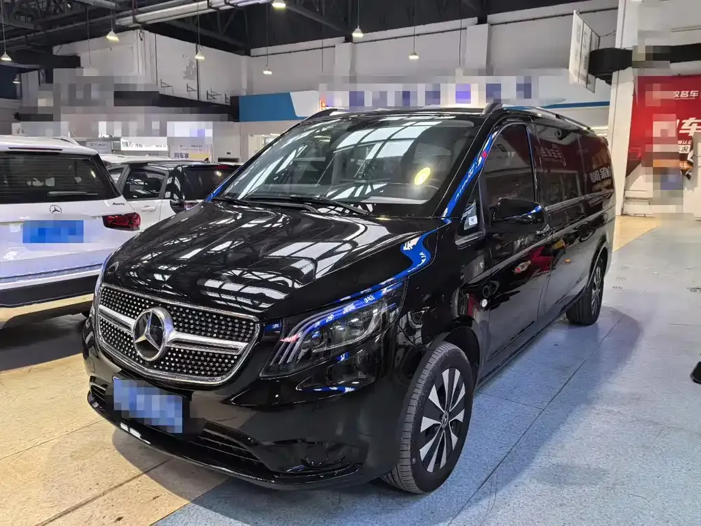 Mercedes-Benz Vito — фото 1