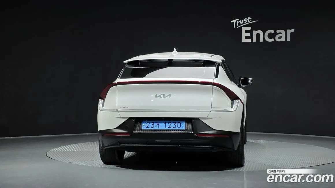 Kia EV6 — фото 4