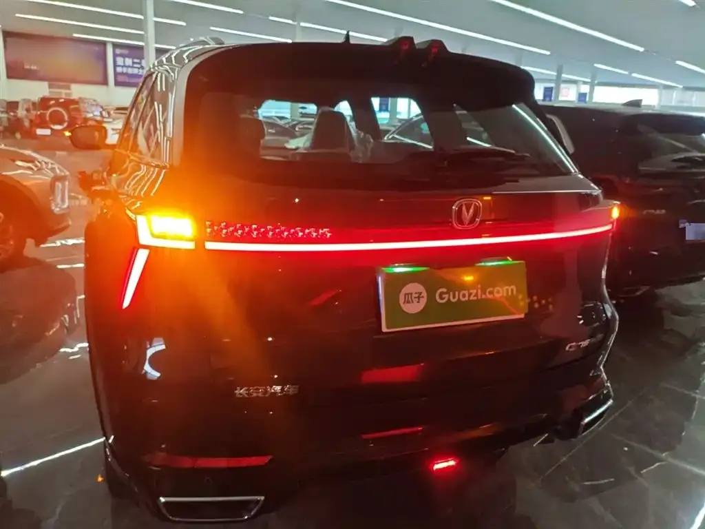 Changan CS75PLUS — фото 2