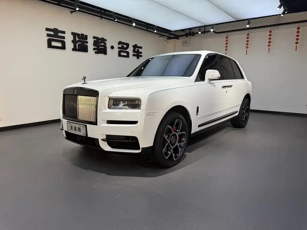 Rolls-Royce Cullinan — фото 1