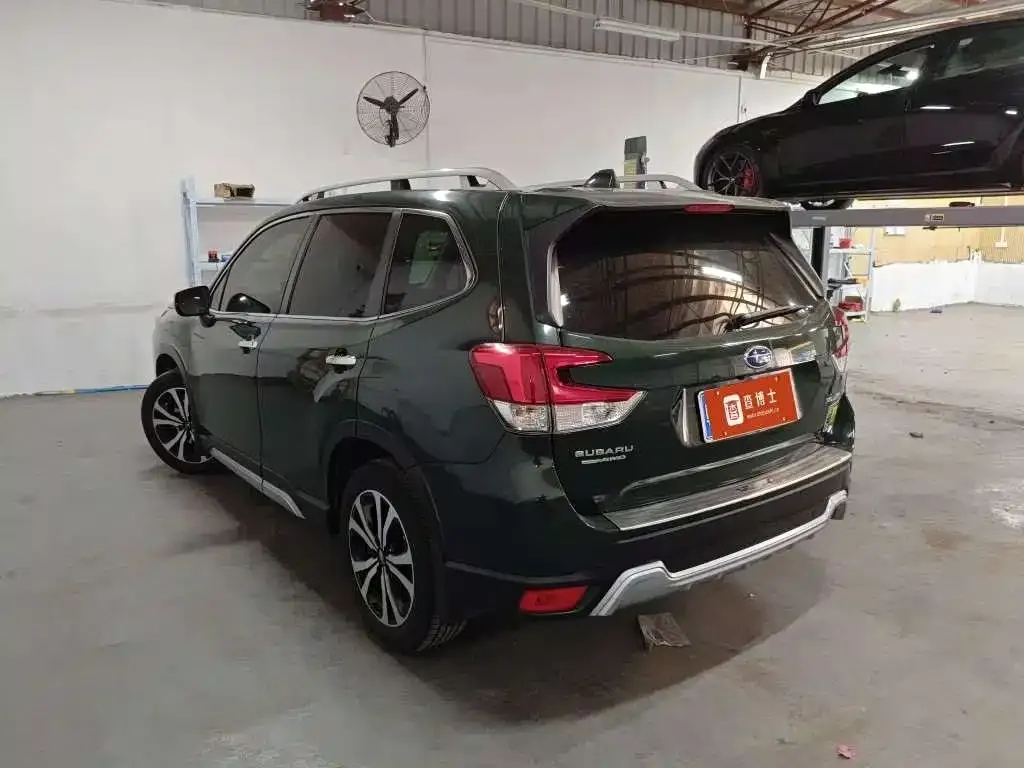 Subaru Forester — фото 9