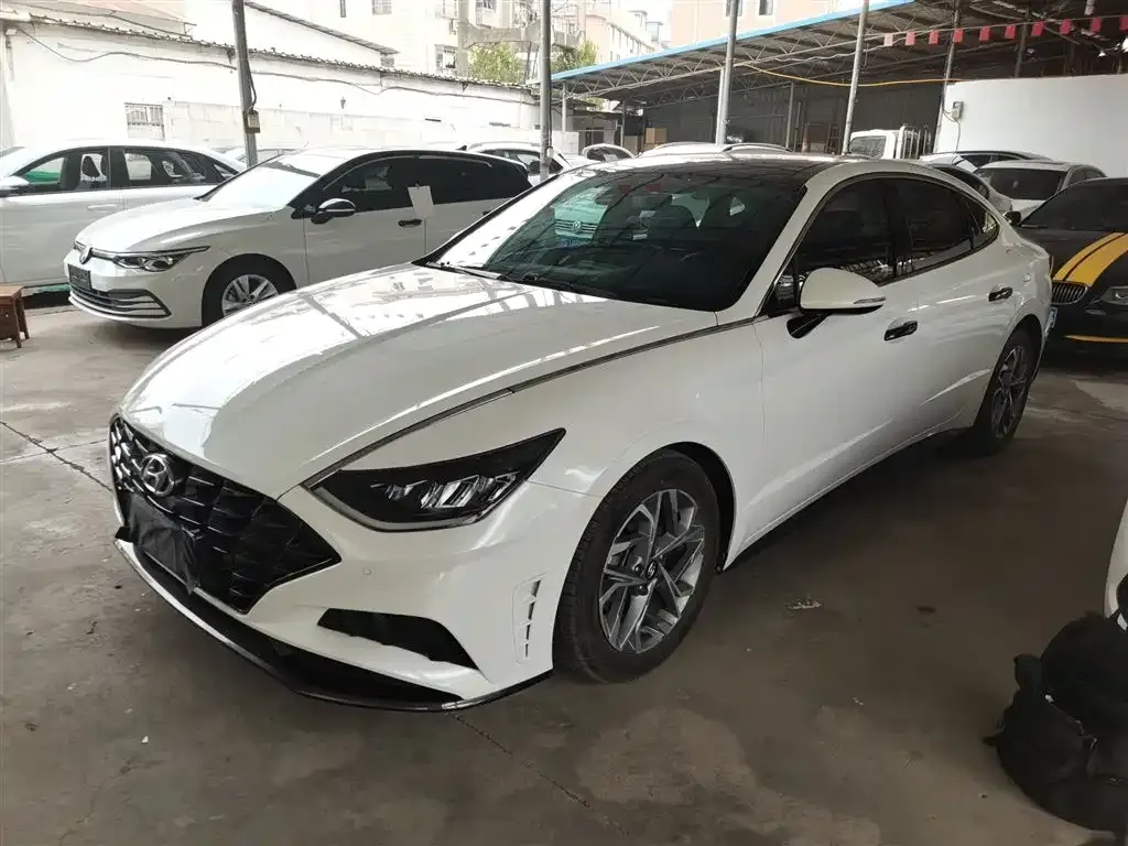 Hyundai Sonata — фото 9