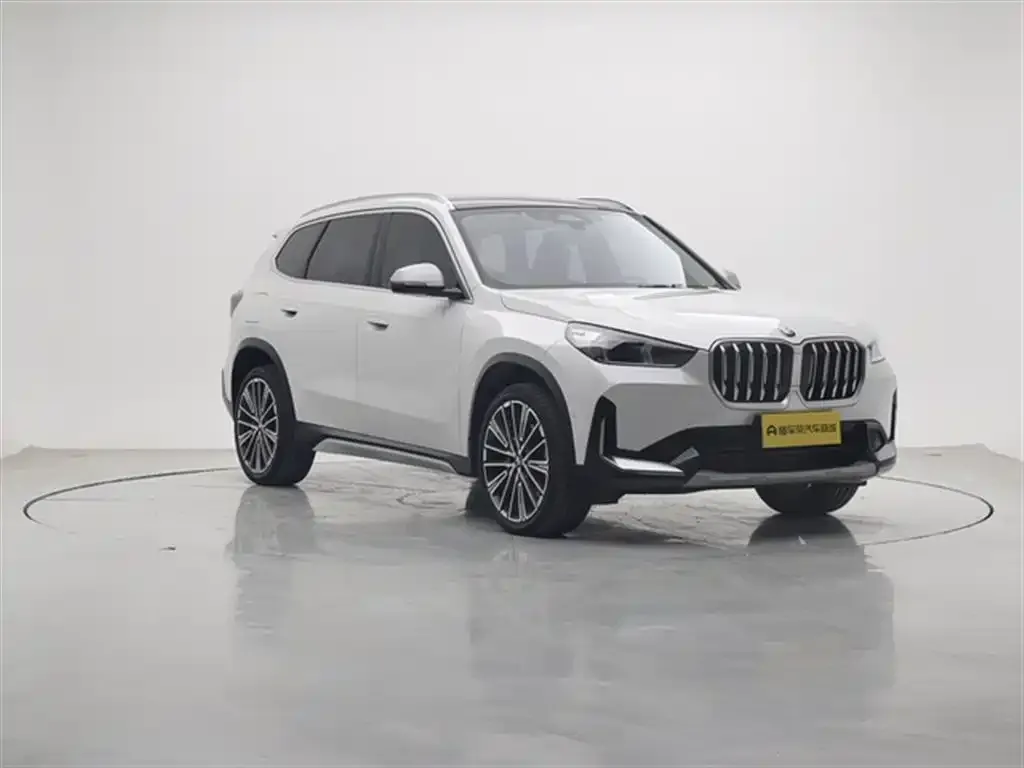 BMW X1 — фото 4