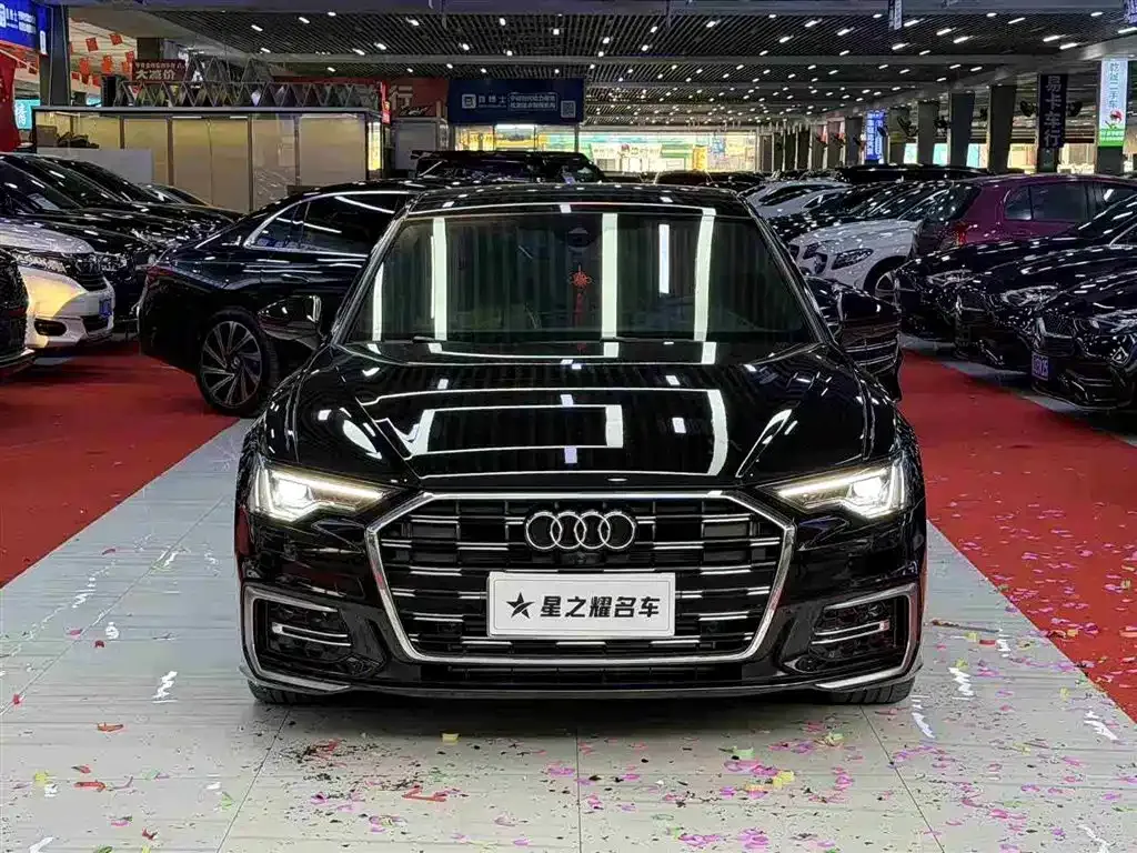 Audi A6L — фото 10