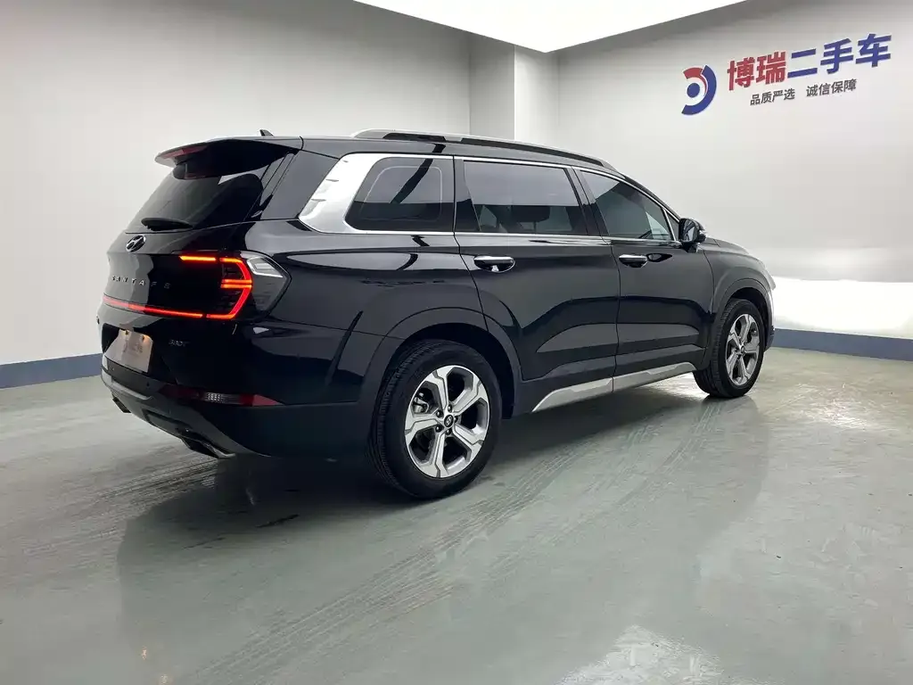 Hyundai Santa Fe — фото 7