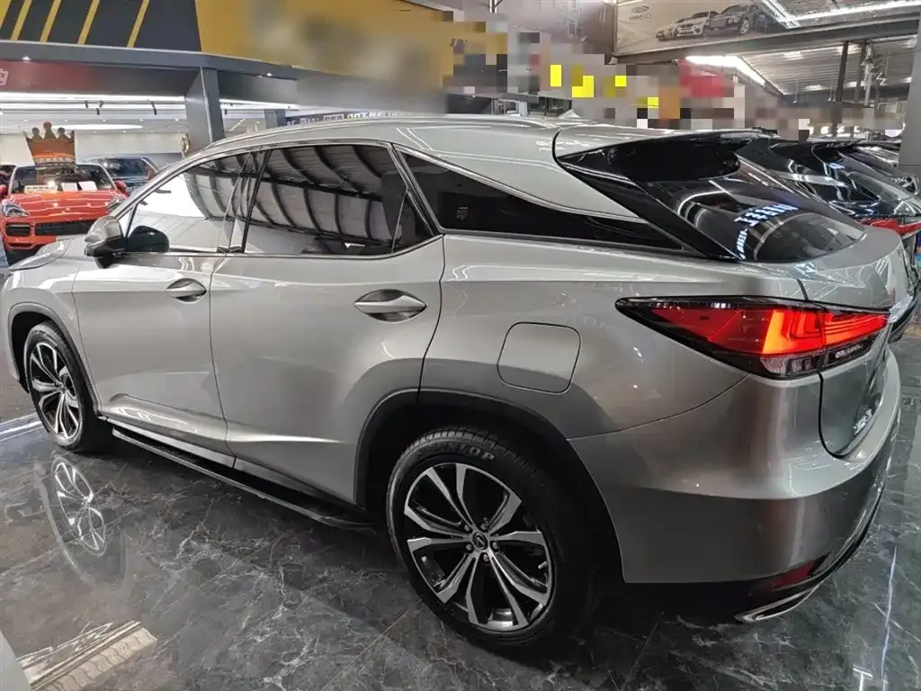 Lexus RX — фото 10