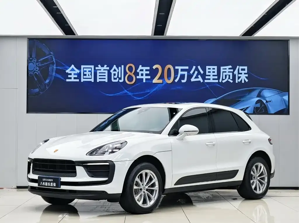 Porsche Macan — фото 1