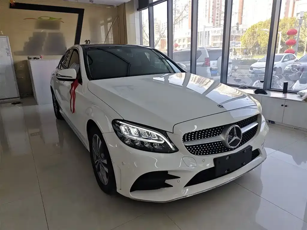 Mercedes-Benz C-Class — фото 10
