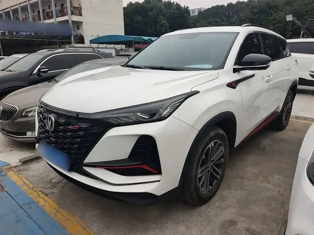Changan CS75PLUS — фото 1