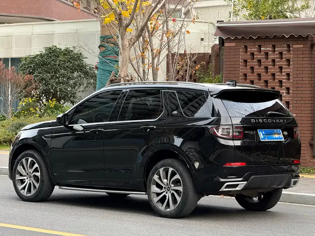 Land Rover Discovery Sport — фото 4