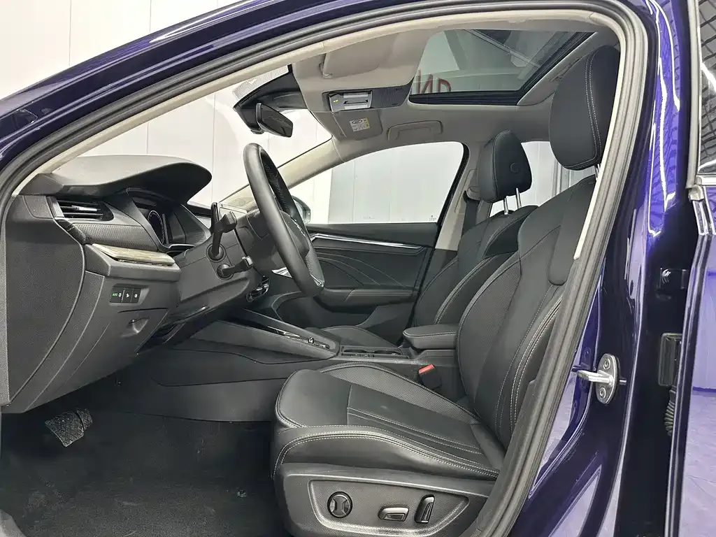 Skoda Octavia — фото 4