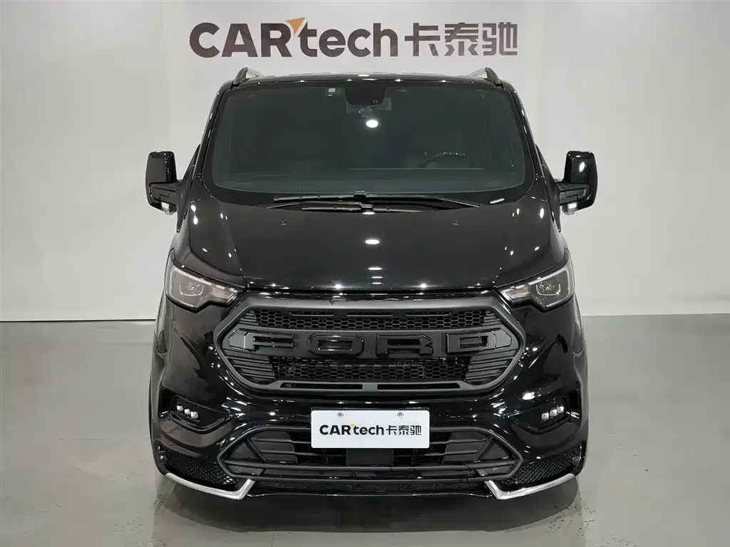 Ford Tourneo — фото 2