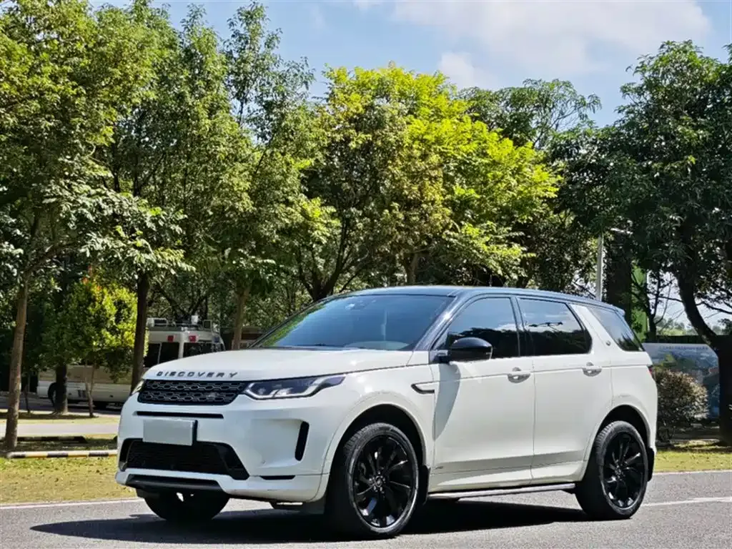 Land Rover Discovery Sport — фото 1