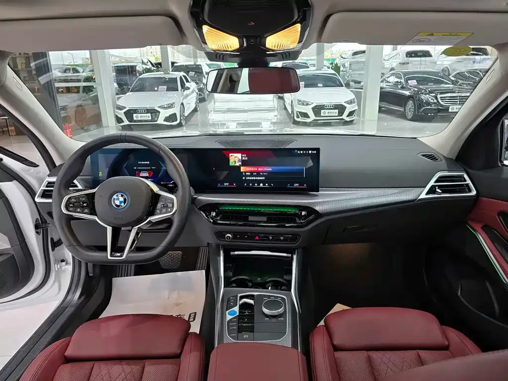 BMW i3 — фото 7