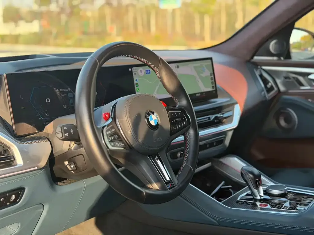 BMW XM — фото 2